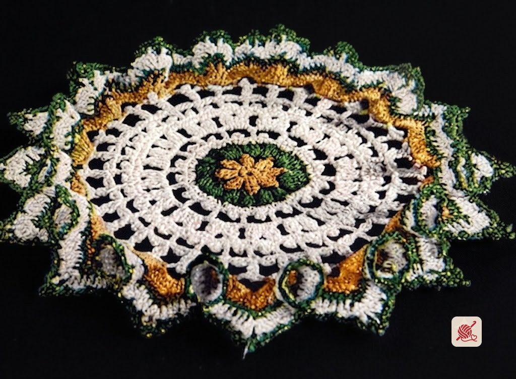 Pert Ruffle Doily Pattern