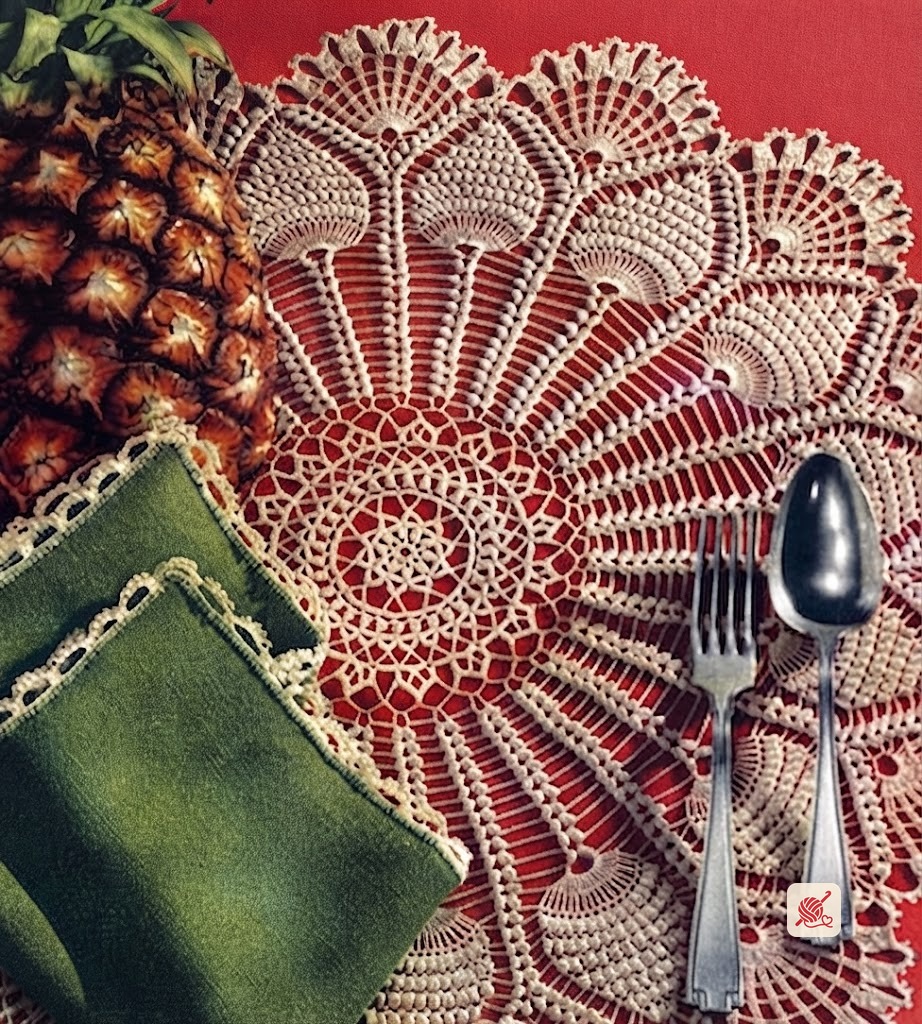 Pineapple Wheel Luncheon Mat & Napkin Pattern #S-238