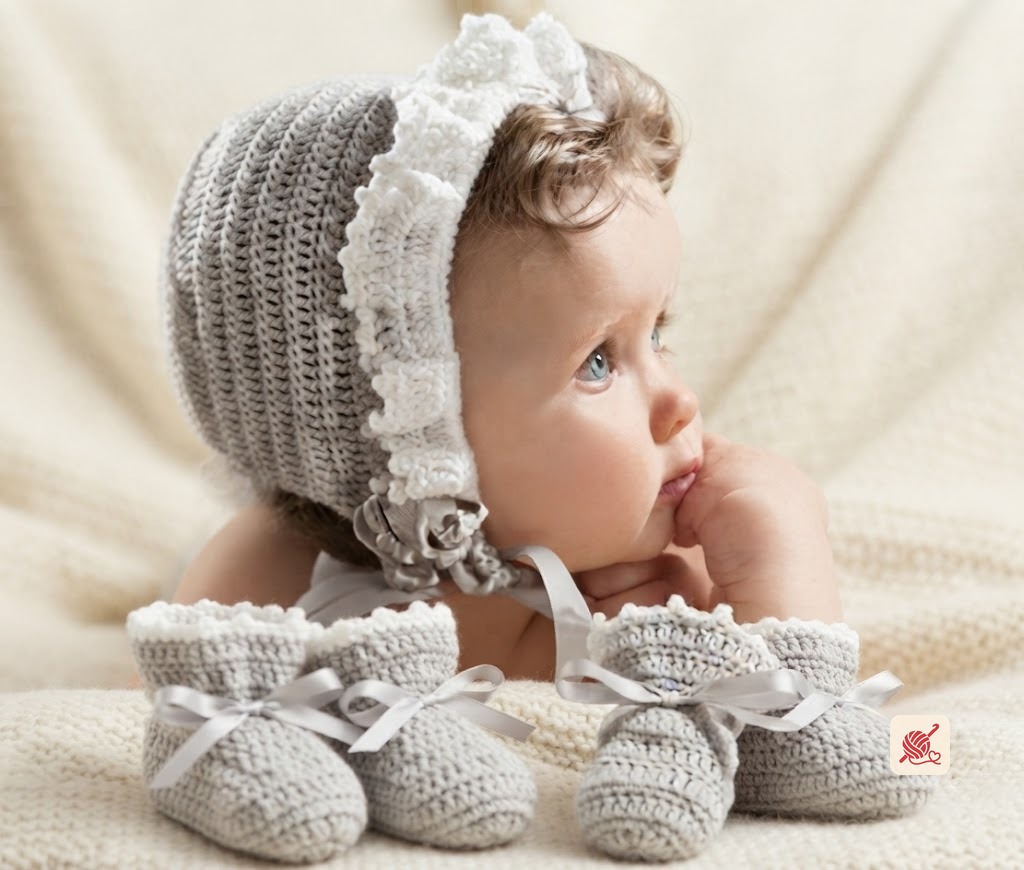 Cap, Bootees, and Mittens Set Pattern #5342