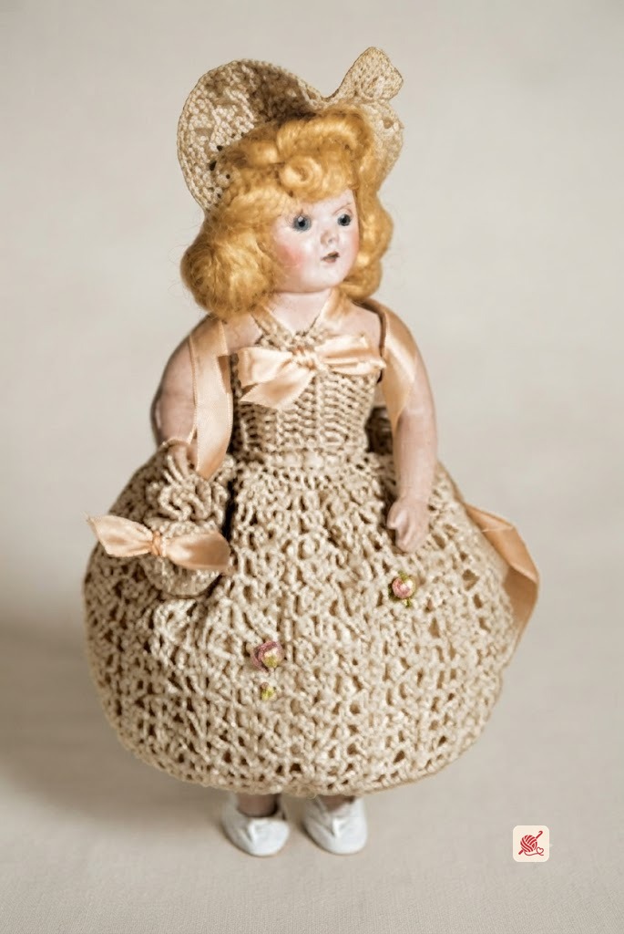 Pin Cushion Doll Pattern #561