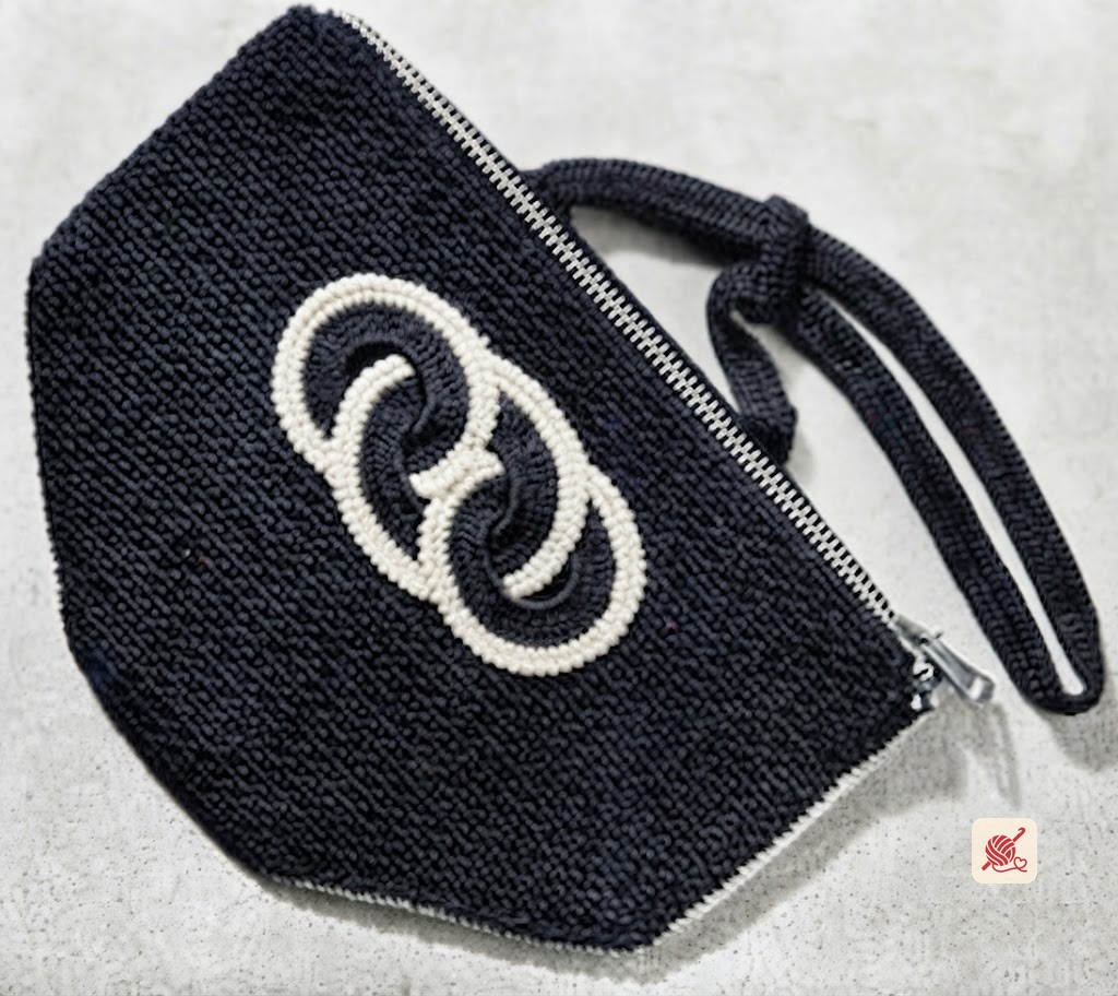 Ring Motif Purse Pattern #270